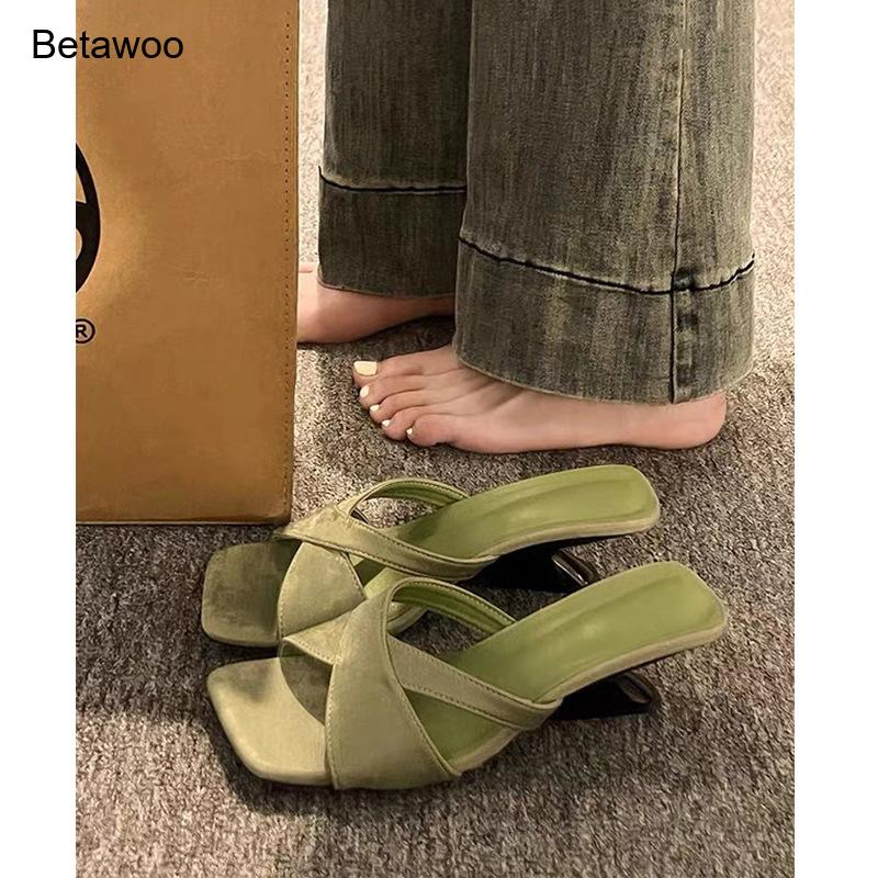 Women's Curved Block Heel Mule - Sandals ulasan dan harga