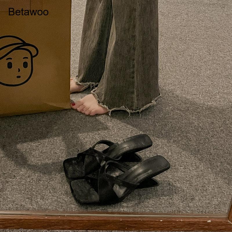 Women's Curved Block Heel Mule - Sandals ulasan dan harga