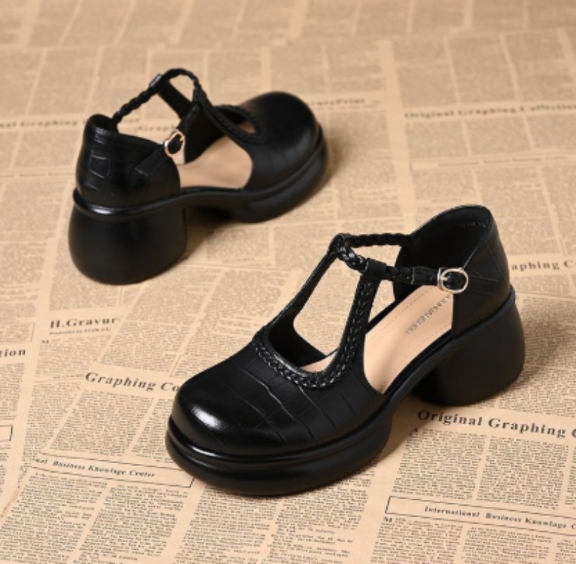 Women Black Croc‑Embossed Mary - Sandals ulasan dan harga